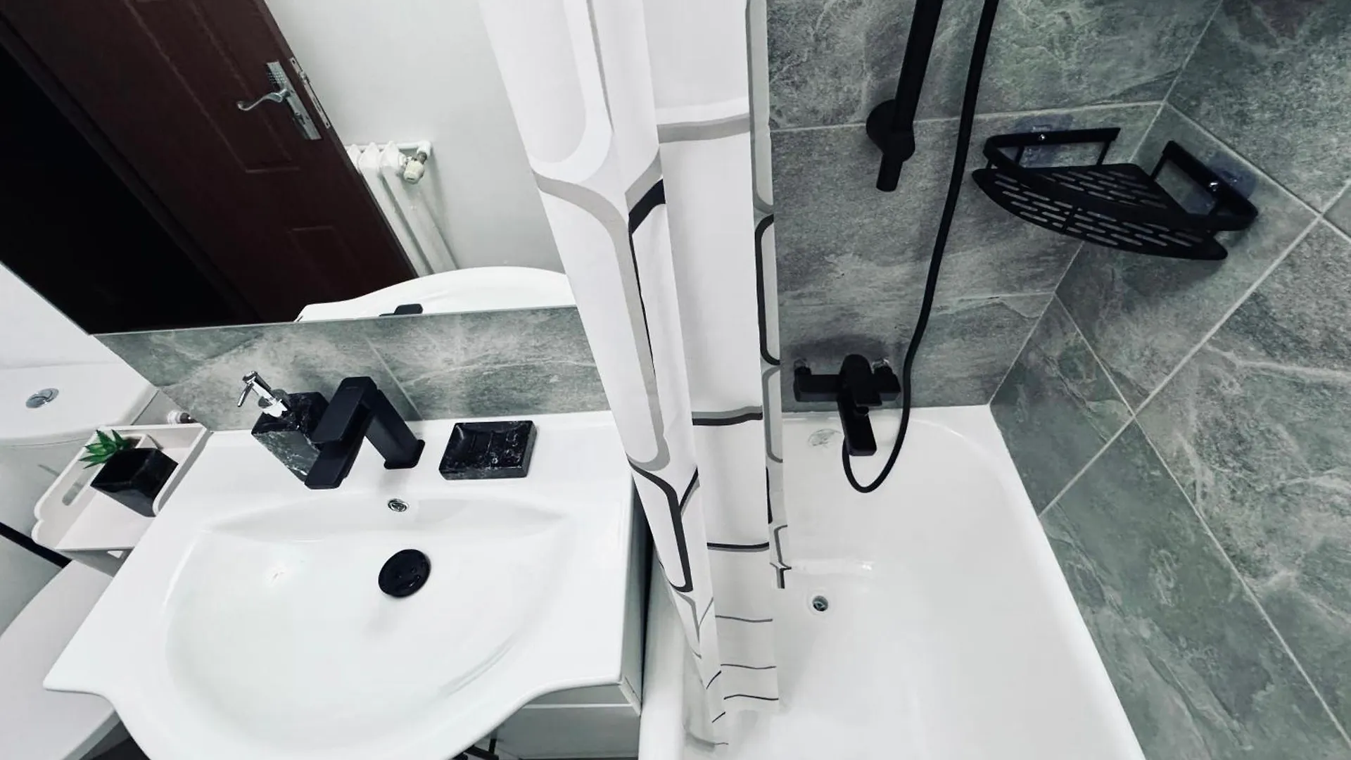 Unde Home Bucharest Apartment